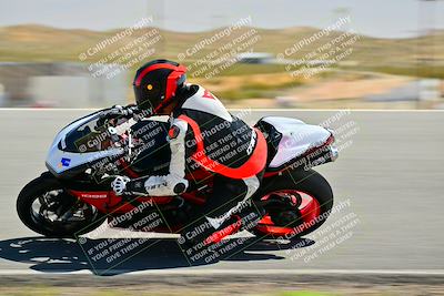 media/Apr-13-2025-TrackXperience (Sun) [[fb1ef998a6]]/Level 2 (Intermediate)/Turn 8 (Session 3)/